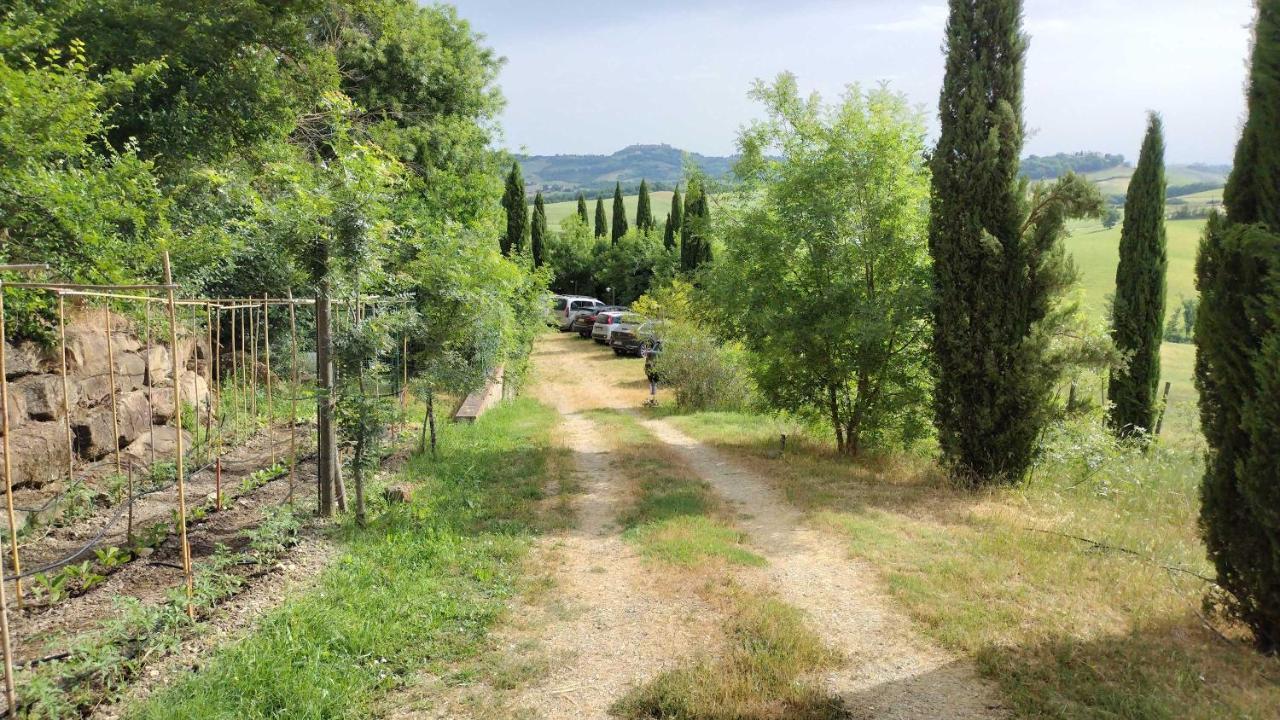 Gasthaus Casale Refoli Casole dʼElsa Exterior foto